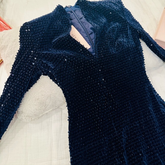 House of CB Navy Sequinned Long Sleeve Dress XS - Picture 2 of 16